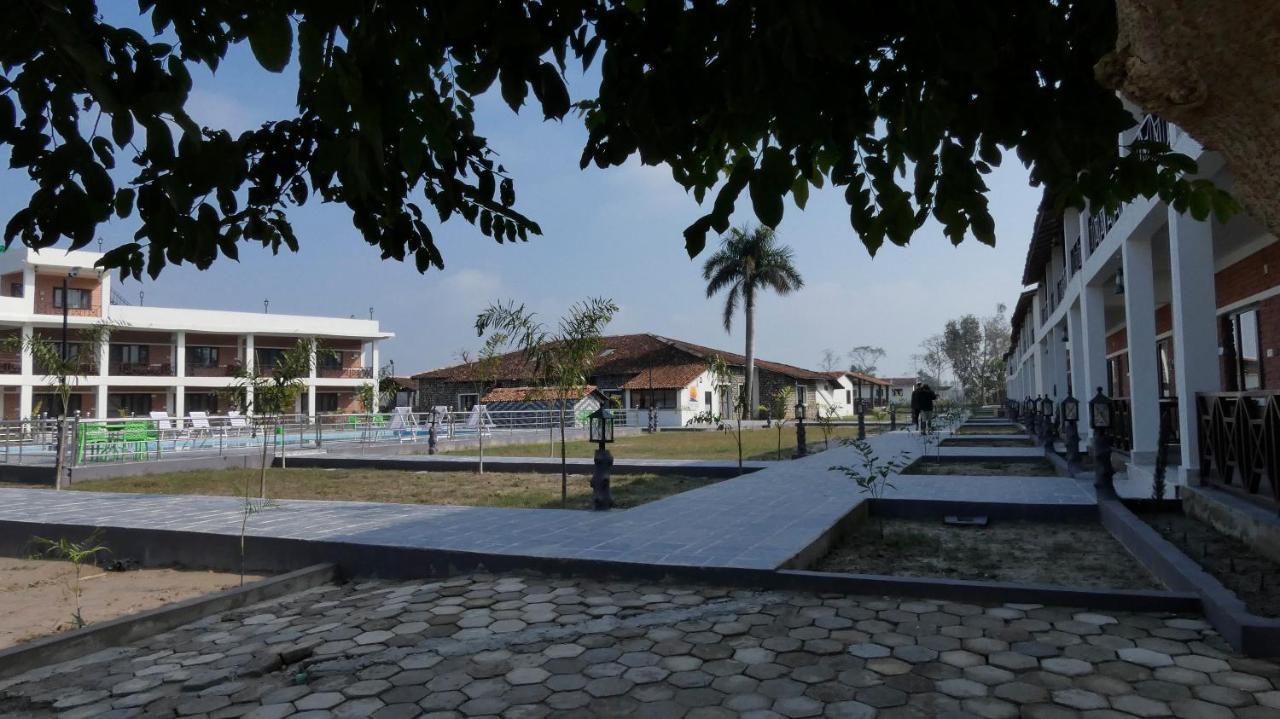 Babai Resort Pvt Ltd Bardiya Exterior foto